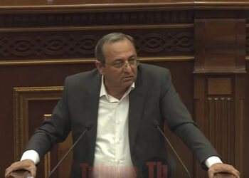 Ու՞մ դղյակն է դա, մի քոռ կոպեկ ժողովուրդը ստացե՞լ է, տեսեք ովքեր են դարձել միլիարդատեր. Արծվիկ Մինասյան. տեսանյութ