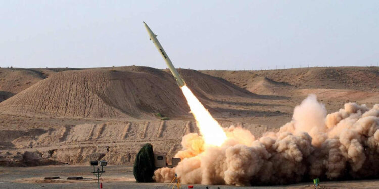 Իրանն արձակել է նոր բալիստիկ հրթիռ՝ 1,200 կմ հեռահարությամբ