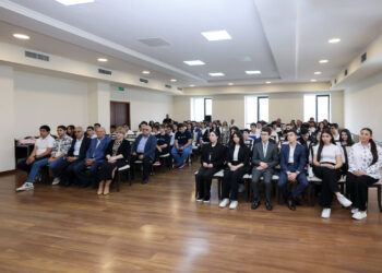 Ժաննա Անդրեասյանը պարգևատրել է 2024-2025 ուստարվա դպրոցականների հանրապետական առարկայական օլիմպիադաների հաղթողներին