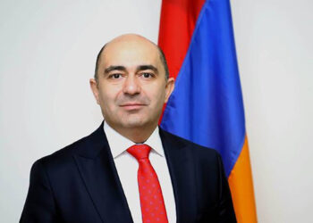 Հակոբ Ասլանյանն ու Հովիկ Աղազարյանը վարչապետի թեկնածու են առաջադրել Էդմոն Մարուքյանին
