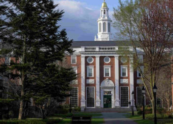 «Մենք Հարվարդի համալսարանը զրկելու ենք հարկերից ազատման կարգավիճակից». Թրամփ