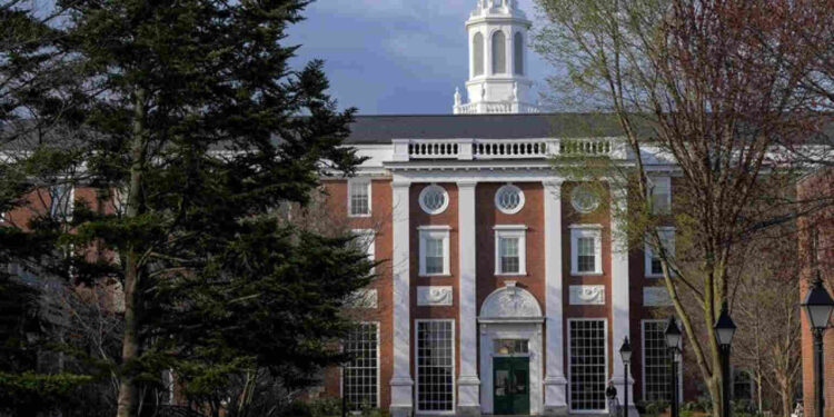 «Մենք Հարվարդի համալսարանը զրկելու ենք հարկերից ազատման կարգավիճակից». Թրամփ