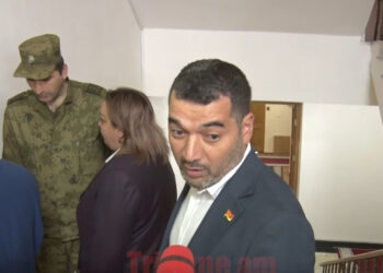 Մի հատ Աղվան Վարդանյանին նայեք, մաշվել է, ով-ով՝ նա ՔՊ-ի վարկանիշից թող չխոսի. Հրաչյա Հակոբյան. տեսանյութ