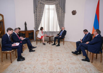 Մհեր Գրիգորյանն ու ԵՄ Արտաքին գործողությունների եվրոպական ծառայության գլխավոր քարտուղարը գոհունակությամբ ընդգծել են Հայաստան-ԵՄ հարաբերություններում արձանագրված առաջընթացը