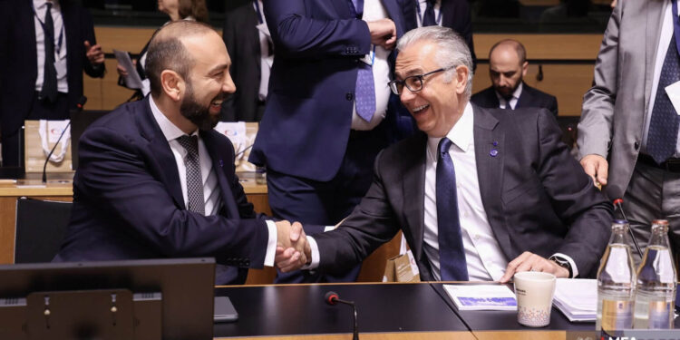 Եվրոպայի խորհրդի նախարարական նստաշրջանի ընթացքում նախարար Միրզոյանը շփումներ է ունեցել ԵԽ և մասնակից այլ երկրների գործընկերների հետ