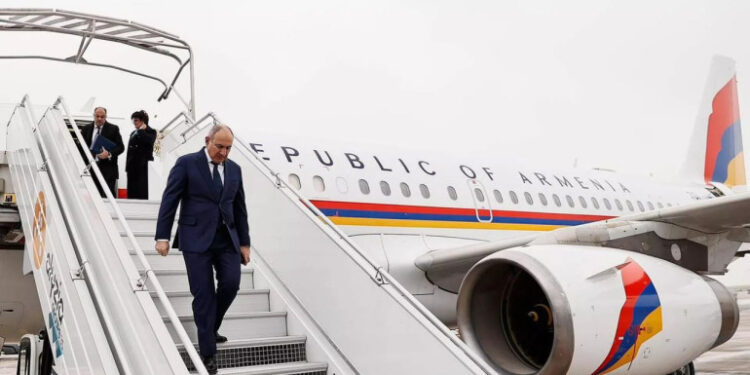 Փաշինյանն աշխատանքային այցով մեկնել է Ալբանիա