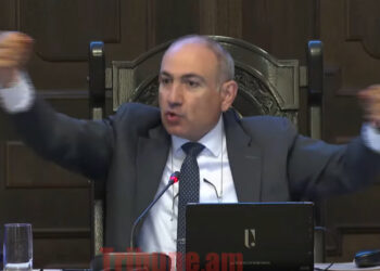 Մեր եկեղեցիները չուլանացված են, ընդեղ մեկը կոշիկներն ա դրել, եկեք տանենք խաչ դնենք համալիրի գլխին. տեսանյութ