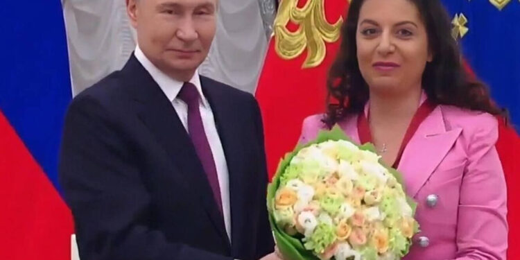 Պուտինը Մարգարիտա Սիմոնյանին պարգևատրել է «Հայրենիքին մատուցած ծառայությունների համար» շքանշանով