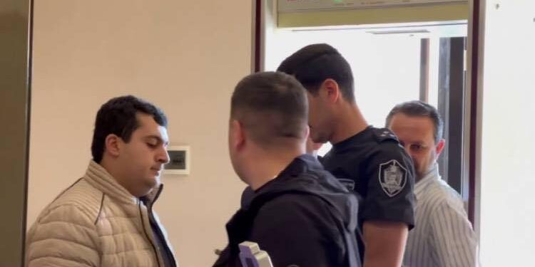 Քաղաքապետարանի ձերբակալվածներից մեկը բարձրաստիճան պաշտոնյայի որդի է․ «Հրապարակ»