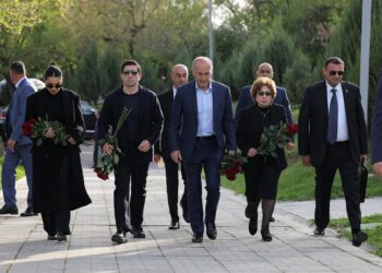 ՔՊ ֆրակցիան Քոչարյանի ու նրա ընտանիքի վրա «հարձակման անցնելու» հրահանգ է ստացել․ «Հրապարակ»