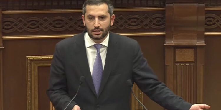 Համբալը այն մարդն է, ով…Ռուբինյանին ծափահարում են թիմակիցները. տեսանյութ