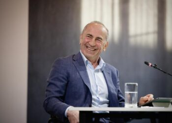 Ավելի քան 2,5 մլն դիտում. ո՞րն է Ռոբերտ Քոչարյանի ֆենոմենը. «Փաստ»