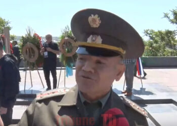 Կարա՞ք նշեք մի գեներալ, որ մնացել է իր կաբինետում, մինչև զոհվի, ինքը շուտ է փախել. տեսանյութ