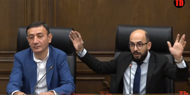 Չխառնե’ք անունները, Լևոն Քոչարյանը տվել է սեռական բնույթի հայհոյանք, որին եղել է պատասխան. տեսանյութ