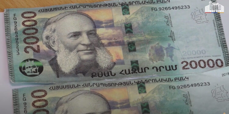 ՆԳՆ-ն զգուշացնում է հուշանվեր թղթադրամներով խարդախությունների մասին. խաբեության զոհ են դառնում հատկապես տաքսու վարորդները, առաքիչները և առևտրով զբաղվող անձինք