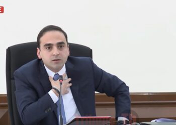 Կգնաք կպլոմբե՛ք, չլնեմ չիմանամ մեկը մտել ա, հո զոռով չե՞նք գնալու քարշ տալով հանենք. Ավինյան. տեսանյութ