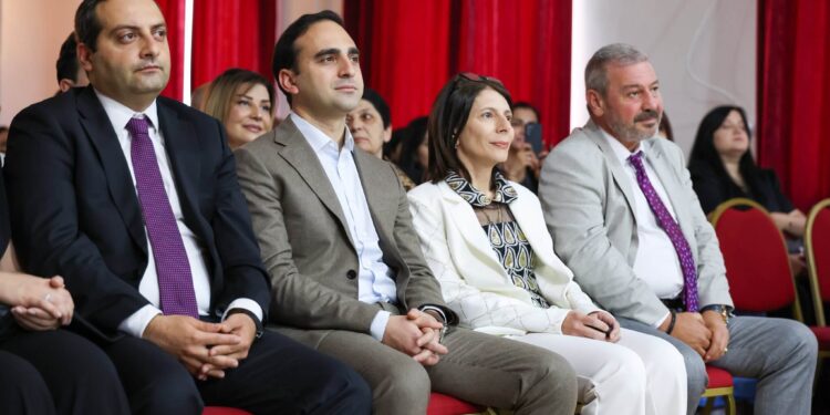 «Սիրելի՛ շրջանավարտներ, թող ձեր երազանքները վստահ քայլերով առաջնորդեն ձեզ՝ դարձնելով ավելի ուժեղ». Ավինյան