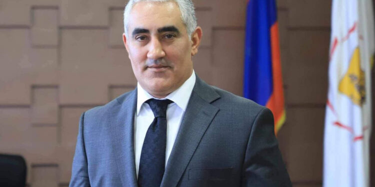 Նոր Նորք վարչական շրջանի ղեկավարը դադարեցրեց իր լիազորությունները