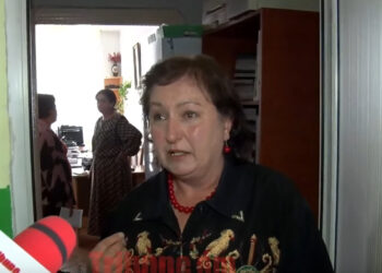 Տակ են քանդում, հարամում. պատմության ուսուցչուհին հուզվում է. տեսանյութ