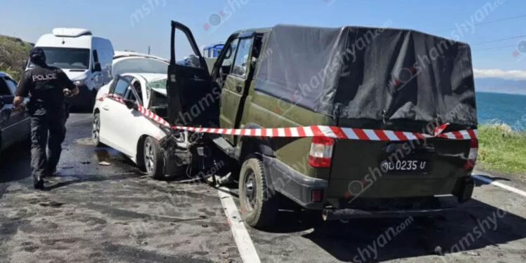 Սևան-Մարտունի-Գետափ ավոճանապարհին բախվել են ՀՀ ՊՆ հաշվեկշռում հաշվառված «UAZ Patriot»-ը և «Kia»-ն, կա 1 զոհ, 3 վիրավոր