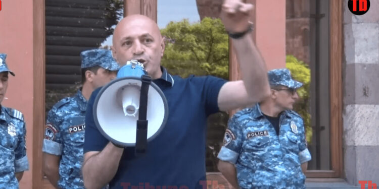 Սու՛տ ա, բոլորիդ խաբու՛մ են. արցախցիները ոտքի են կանգնել. տեսանյութ