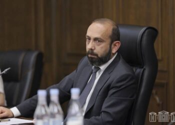 Արարատ Միրզոյանը չի հաղթահարում հոգեբանական վախերը․ «Հրապարակ»