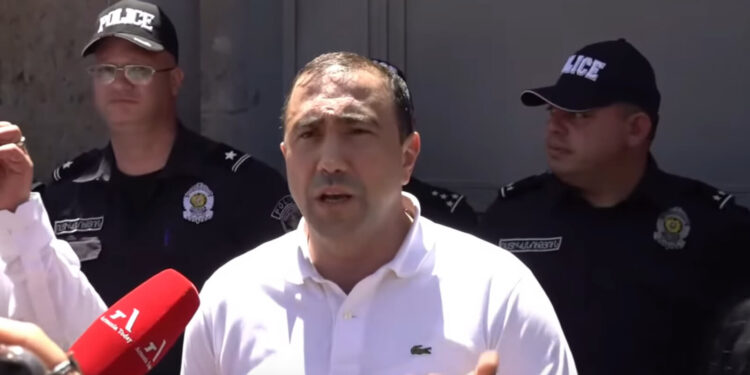 «Սամվել Կարապետյանին մեղադրանք է ներկայացվել իշխանությունը զավթելու հրապարակային կոչերի համար». փաստաբան