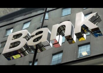 Խարդախություն՝ բանկերում. ցույց՝ ԱԺ-ի մոտ. ՈւՂԻՂ