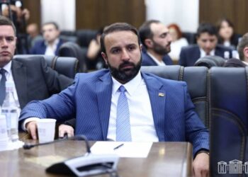 ՔՊ-ական պատգամավոր Հայկ Սարգսյանի` գումարի դիմաց բանակից ազատվելու աղմկահարույց նախագծի շուրջ ՔՊ-ում նոր կրքեր են բորբոքվել․ «Հրապարակ»