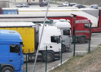 Հայ-վրացական սահմանին խնդիրը կարգավորվել է. վերսկսվել է հայկական կոնյակով բեռնված բեռնատարների բացթողումը մաքսային պահեստներից. ՊԵԿ