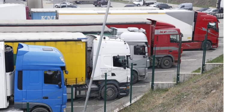 Հայ-վրացական սահմանին խնդիրը կարգավորվել է. վերսկսվել է հայկական կոնյակով բեռնված բեռնատարների բացթողումը մաքսային պահեստներից. ՊԵԿ