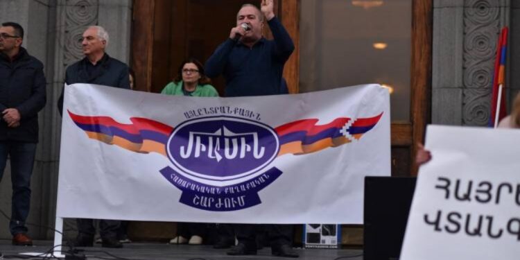 Համախմբվել համազգային պատարագի՝ ի չիք դարձնելով Փաշինյանի հակապետական, հակասահմանադրական ծրագրերը. «Միասին»