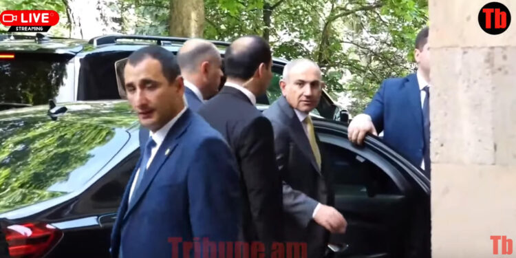 Ո՞վ է այդ մանկապիղծը, ում չեք դատում. Փաշինյանի արձագանքը. տեսանյութ