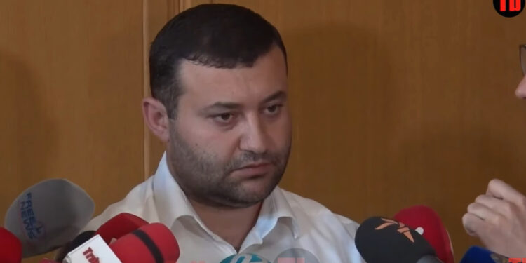 Որ շատ մոտենաք Աստծուն, կհասկանաք. ՔՊ-ականը՝ հոգու աչքերով կաթողիկոս ընտրելու մասին. տեսանյութ