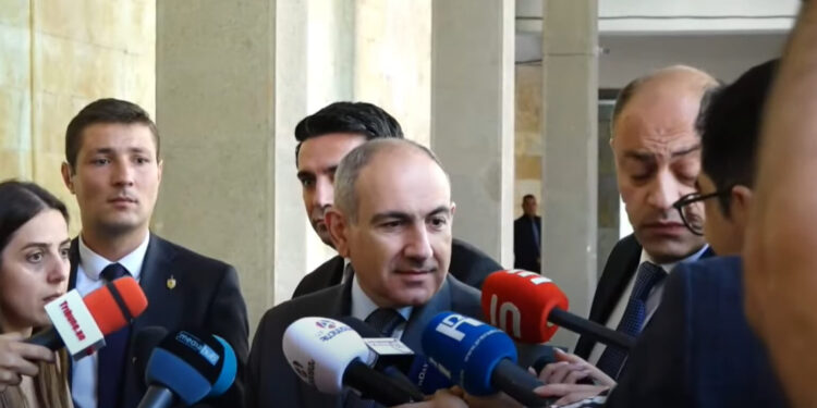 «Չէր կարող ԱԱԾ տնօրենը հրաժարվել իմ որևէ հանձնարարությունը կատարելուց». Փաշինյան