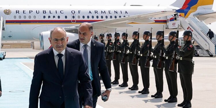 Փաշինյանը Թուրքիայում է, երեկոյան կհանդիպի Ռեջեփ Թայիփ Էրդողանի հետ