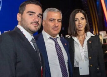 «Թող բոլորը տեսնեն՝ նա միայնակ չէ»․ Կարապետյանի դուստրը կոչ է անում հավաքվել Մազմանյան 5 հասցեում