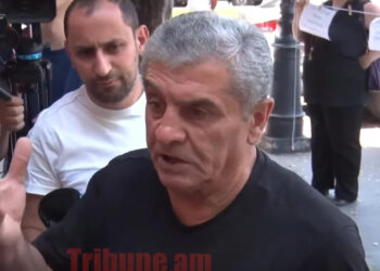 Ես կիրթ չեմ, չեմ կարդում. քաղաքացին հեգնում է. տեսանյութ