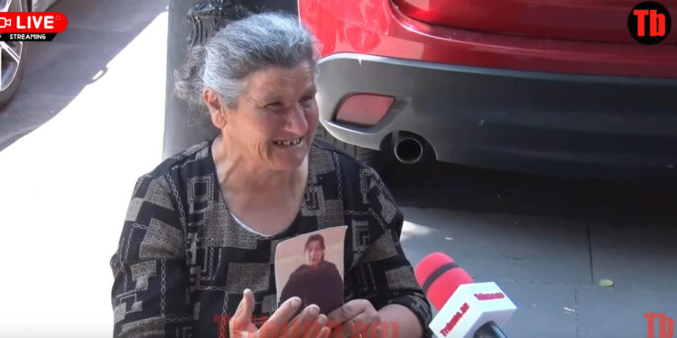 Սկեսրայրը բահով ծեծել է աղջկաս, խմած փայտով ծեծել են, հասցրել գերեզման. մոր լացն ու ցույցը. տեսանյութ