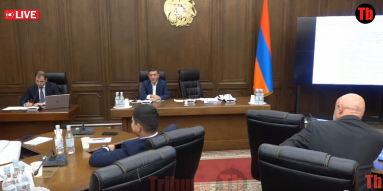 $1 մլրդ-ի ավտոմեքենա են տեղափոխել ՌԴ, մեծ մասը հայերն են արել. Աղազարյան. տեսանյութ