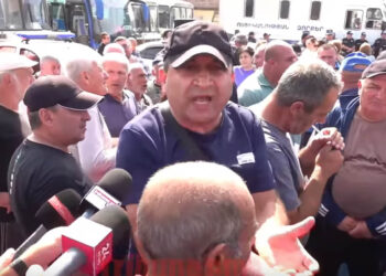 Զորքով խի՞ եք եկել, մե՞նք էլ ֆորմա հագնենք, որ իմանաք որը որից հետո ա. ցուցարար. տեսանյութ