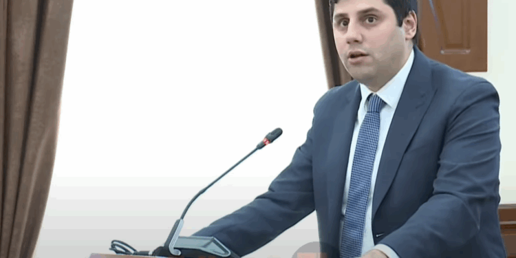 Հա, սաղ դուք եք արել, պրծա՞նք. Սուրեն Գրիգորյանը՝ Իզաբելլա Աբգարյանին