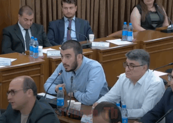 Մի հատ պատուհանից դուրս նայեք, խցանված մեքենաները տեսեք…շոու ա, ավերված քաղաք․ քաղաքապետարանում քննարկում են երթևեկության փոփոխությունները