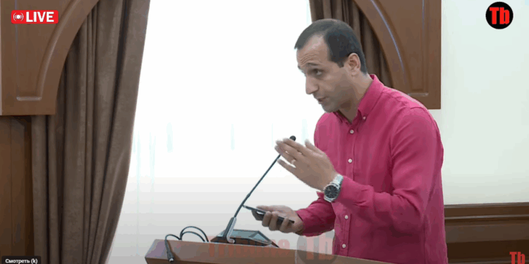 Ձեզ բռնել եմ ստի մեջ. ավագանու անդամը միացրեց ձայնագրությունը