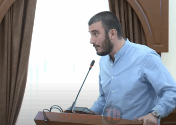 Ակտիվիստին կանչում եք քրֆում եք, տփում եք, ճամփում, հիմա հանձնաժողո՞վ եք բացում