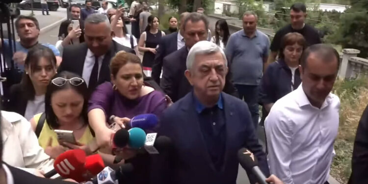 «Որքան Իրան-Իսրայել պատերազմը երկար շարունակվի, այնքան Հայաստանի համար անկանխատեսելի հետևանքների թիվը կավելանա». Սերժ Սարգսյան