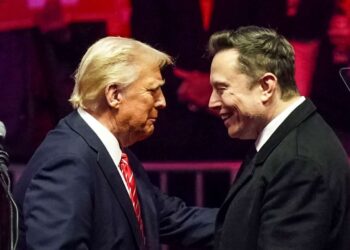 «Զղջում եմ Թրամփի մասին որոշ գրառումներիս համար». Մասկ