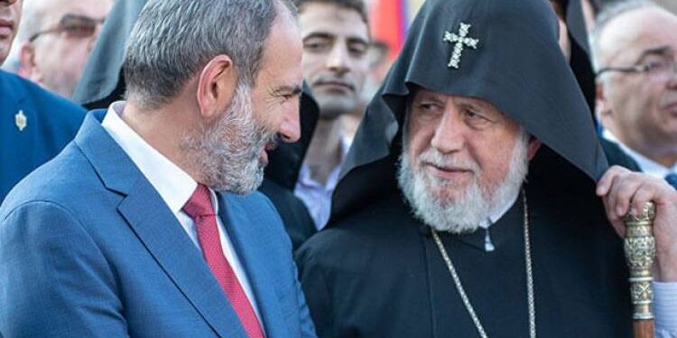 Սրբազանների կալանքներից հետո դատավորների մի խումբ հավաքվել է քննարկելու, որ եթե Վեհափառին կալանքի «բերեն», ի՞նչ են անելու․ «Հրապարակ»