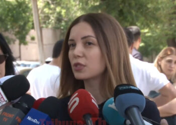 Հիմա բացում ենք հեռախոսները հասկանալու համար՝ էսօր գրոհ կա, օրինակ, Մայր Աթոռի նկատմամբ, թե ոչ. Աննա Գրիգորյան. տեսանյութ