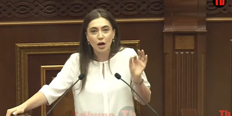 Հիմա ուղղակի Մայր Աթոռ Սուրբ Էջմիածին են մուտք գործում ու փորձում պղծել. Աննա Մկրտչյան. տեսանյութ